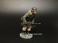 Soldier running with K98