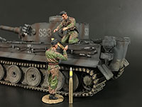 Tank Crews carrying a Shell D