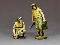 Dismounted Armored Crew 2 x figures