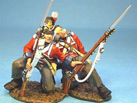 1st Regiment of Foot, 2 Figures Kneeling Wounded