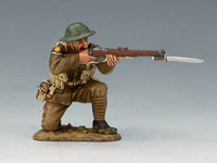 Soldat knieend schiessend